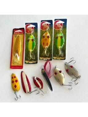 Vintage Eppinger Daredevle Red Eye Fishing Lures Lot – 10 Total, Spoons & Wiggle